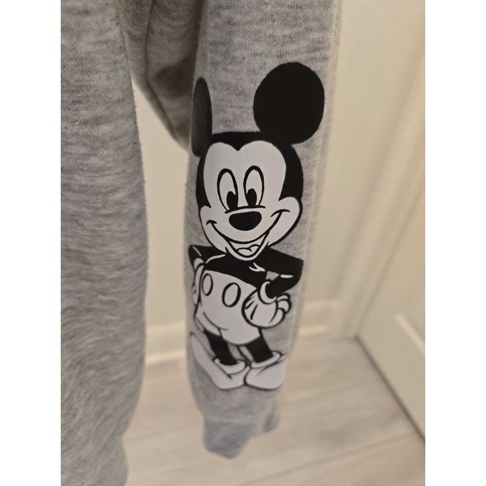 Disney Mickey & Friends Classic Black & White Graphic Crewneck M Sweatshirt - Picture 7 of 14